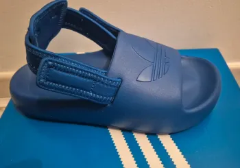 Sandales Adidas Adifom Adilette