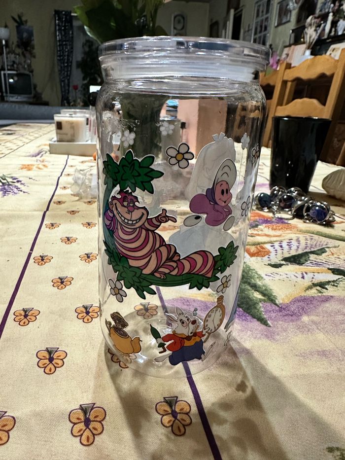 Gobelet Alice aux pays des merveilles Disney - photo numéro 3