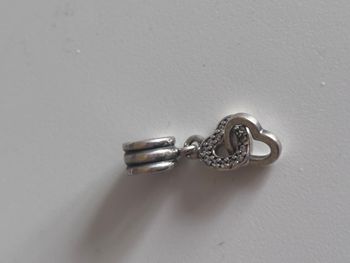 Charm pendentif Cœurs entrelacés • Pandora