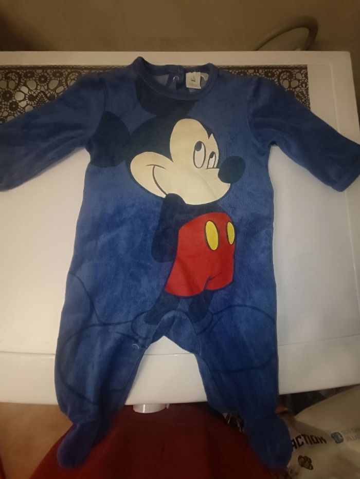 Pyjamas mickey 3mois - photo numéro 3