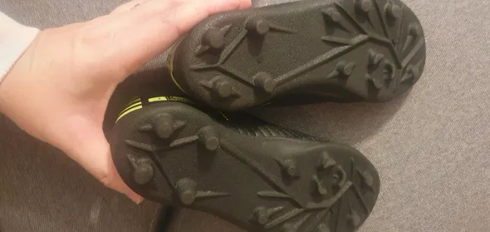 Chaussure de foot - photo numéro 7