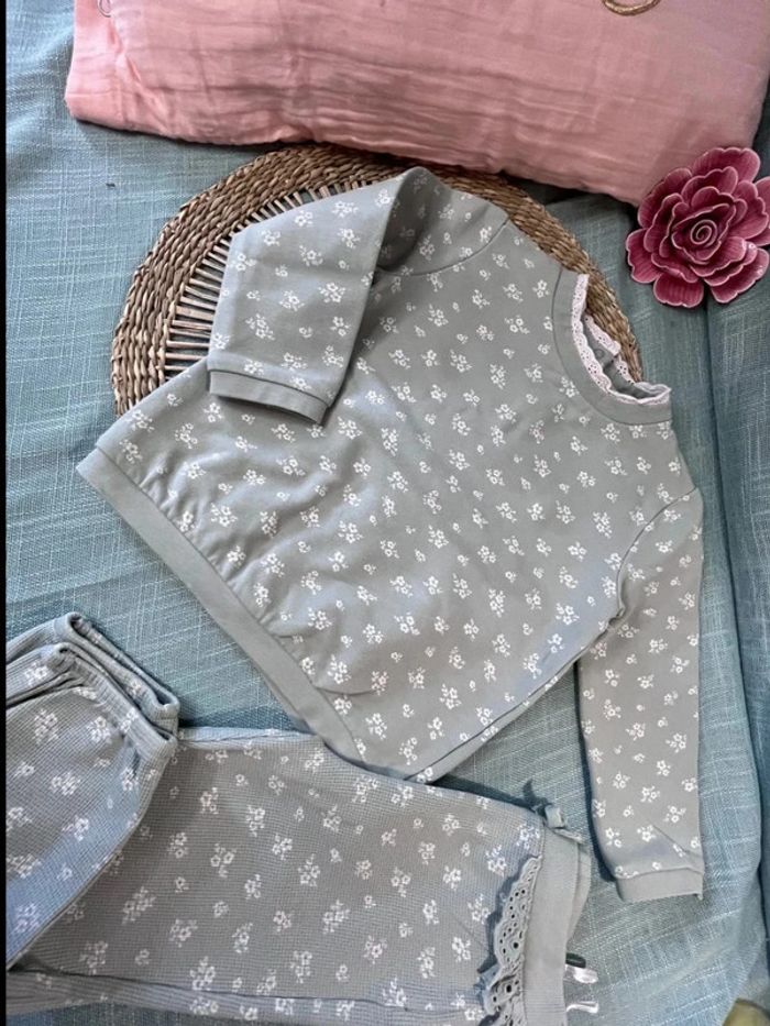 Ensemble taille 18-24 mois 92 cm c&a