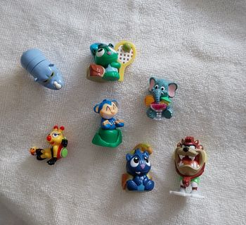 Lot de 7 figurines Taz Coccinelle Hamster Eléphant Rhinocéros Singe