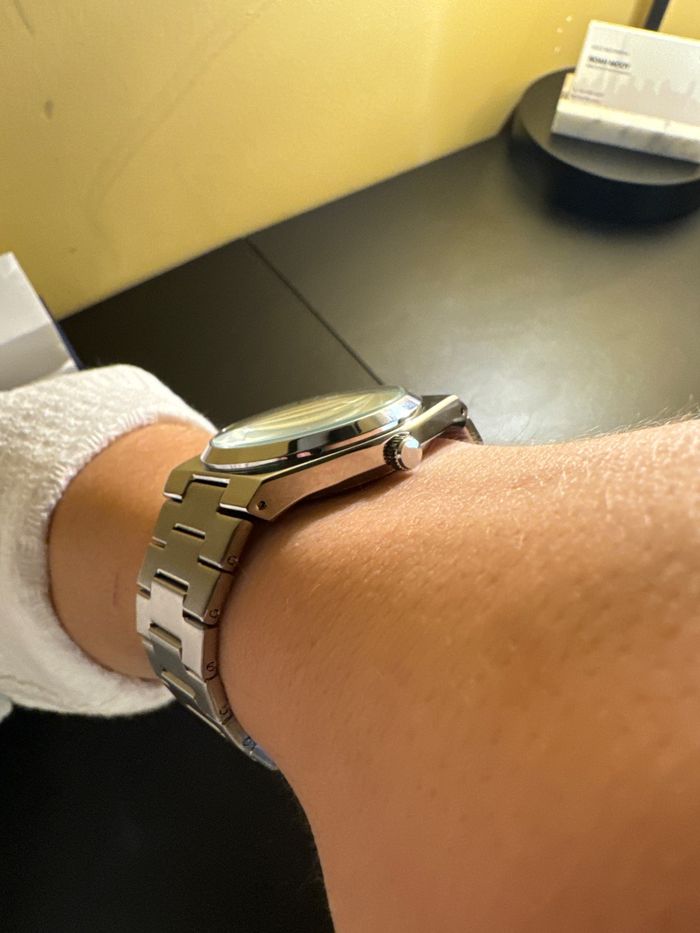 Montre de luxe pour homme en acier inoxydable, étanche, avec affichage lumineux et fonction date. - photo numéro 3