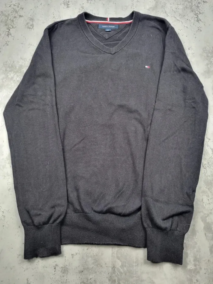 Pull col V Tommy Hilfiger noir Taille S - photo numéro 3
