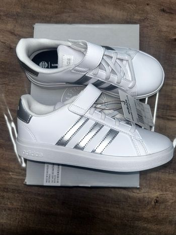 Baskets neuf  adidas