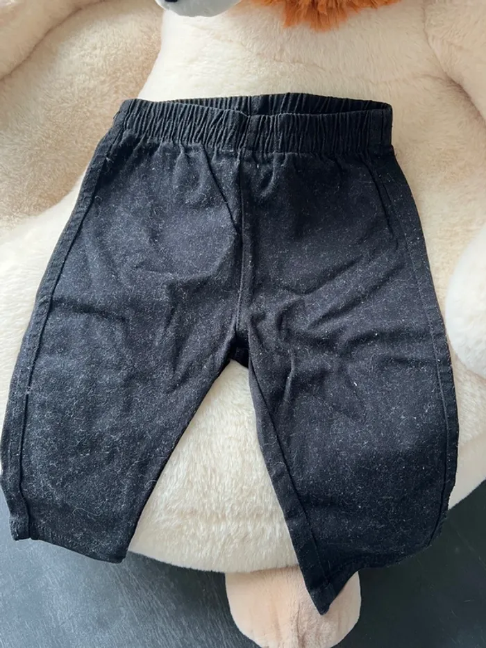 Pantalon noir 6M