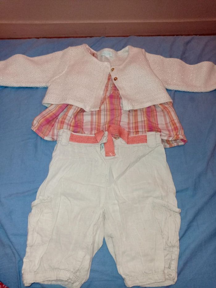 Tenue 18 mois ensemble