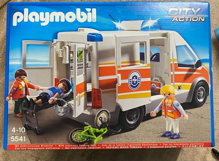 Playmobil ambulance et secouriste neuf - photo numéro 3