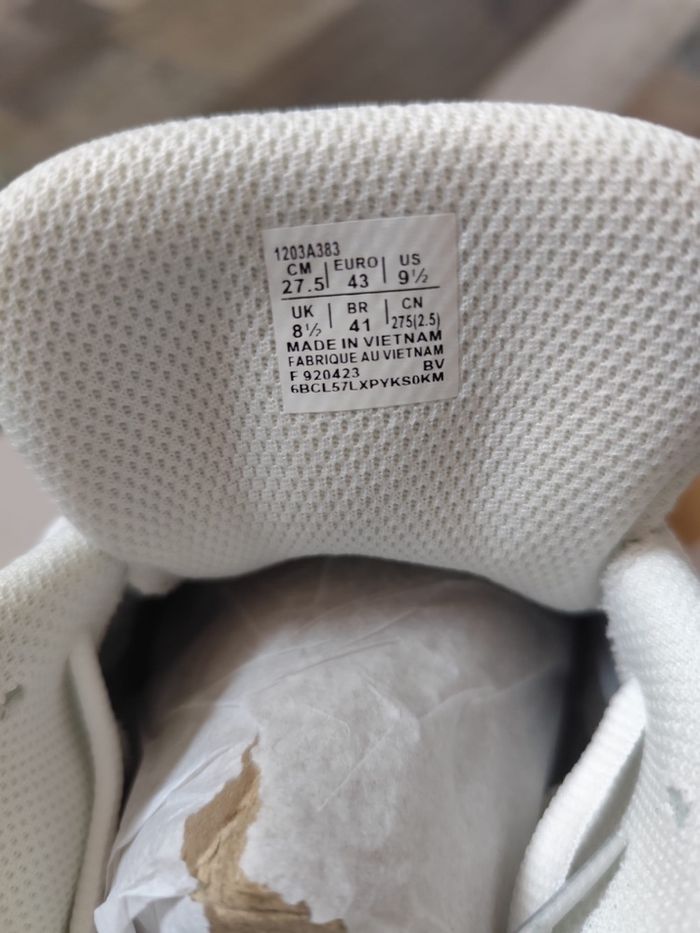 Asics Gel NYC vertes- Taille 43- Neuve / Étiquette + Boite - photo numéro 5