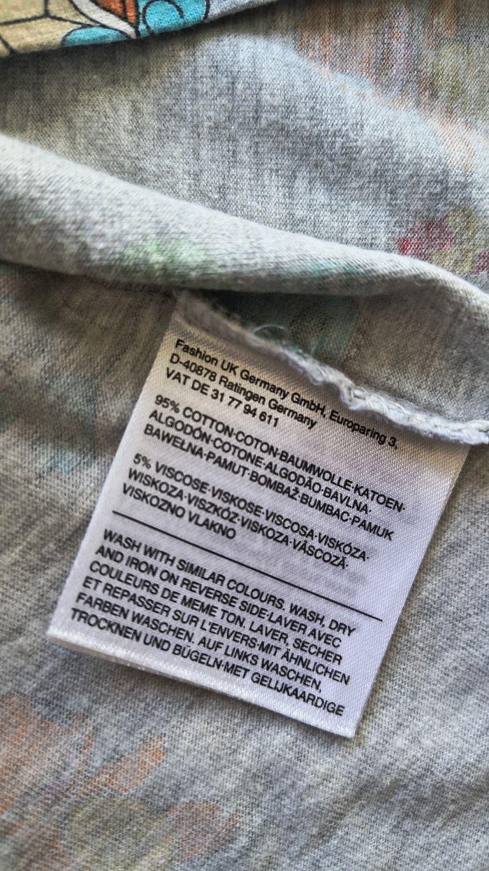 🐱 Superbe Tshirt gris Pokémon (10 ans) 🐱 - photo numéro 4