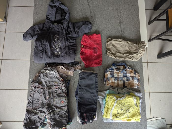 Lot de vêtements 9 mois