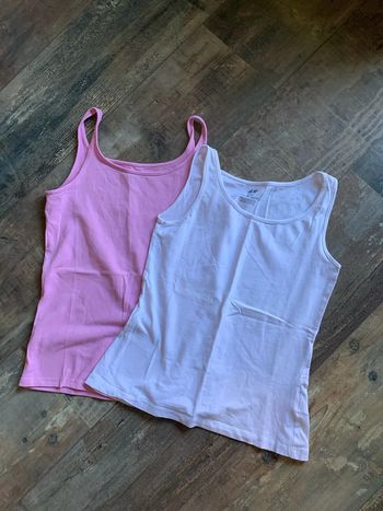 Lot débardeurs rose et blanc