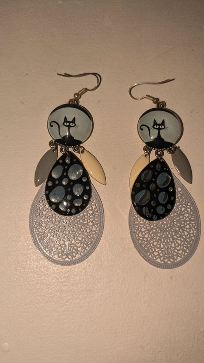 Boucles d'oreilles pendantes - photo numéro 2