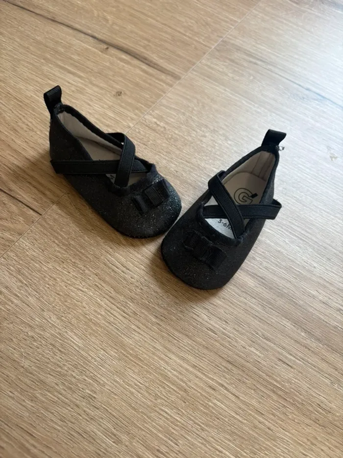 chaussure 3/6 mois