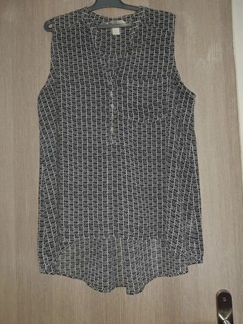 Jolie blouse sans manches H&M 40