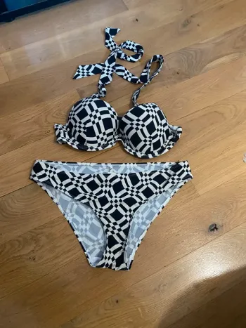 Maillot de bain 2 pièces Aubade en 38, 90B