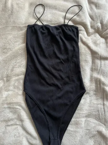 Bodies noir