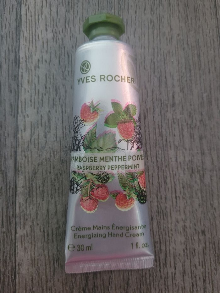 Créme pour les mains Framboise/Menthe poivrée Yves Rocher💕
