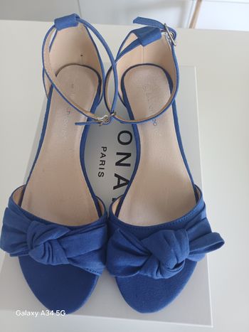 Sandale femme-  blancheporte- 37- neuve