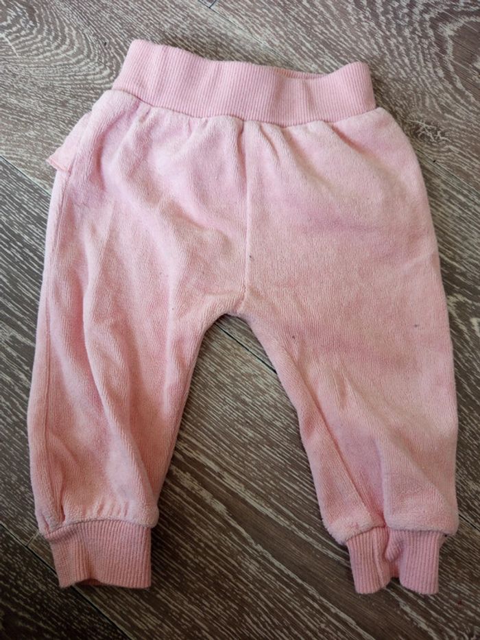Pantalon rose Kiabi 1 mois - photo numéro 2