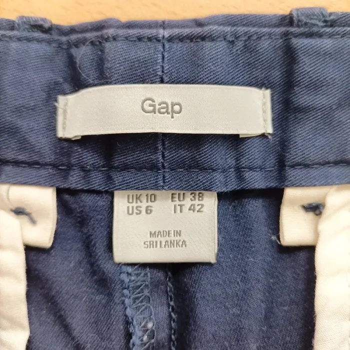 Short bleu marine Gap en coton – taille 38, coupe droite classique avec poches plaquées A1063 - photo numéro 7