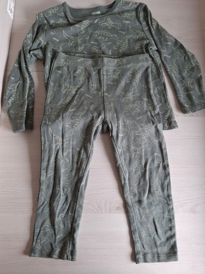 Ensemble pyjama 2 pièces bébé garçon vert kaki Kiabi 36 mois - photo numéro 4