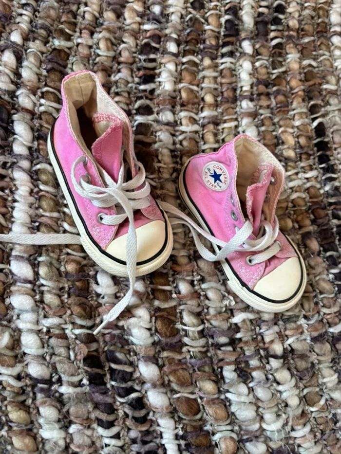 Converses bébé rose taille 21 - photo numéro 3
