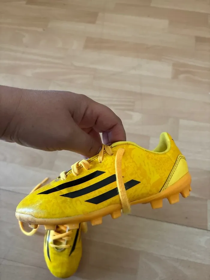 Chaussure de football - photo numéro 4