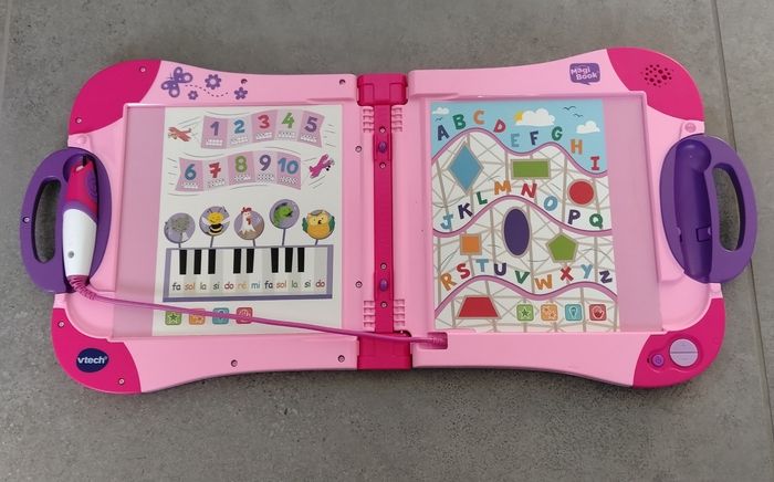 MagiBook avec 4 livres jeux - photo numéro 9