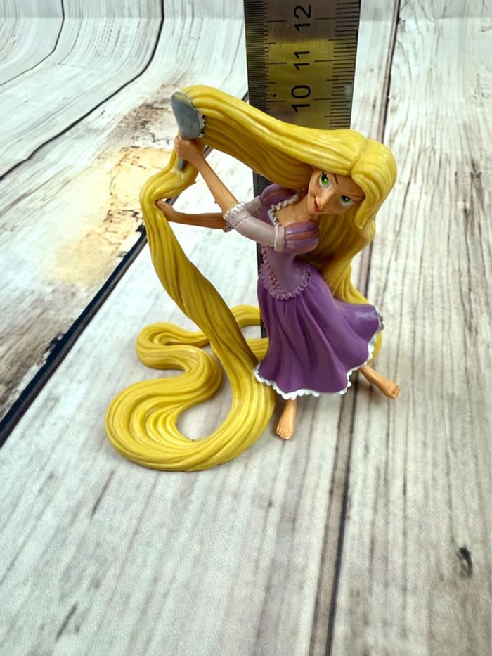 Figurine princesse Disney Bullyland Raiponce - photo numéro 9