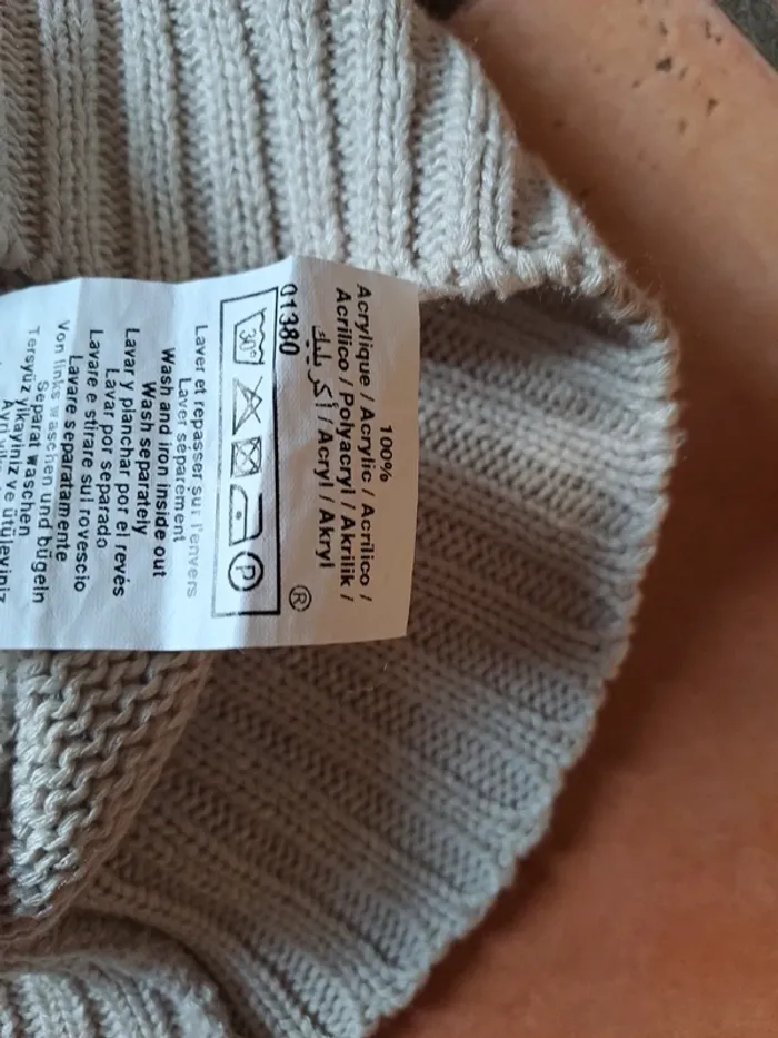 Pull crème - photo numéro 3