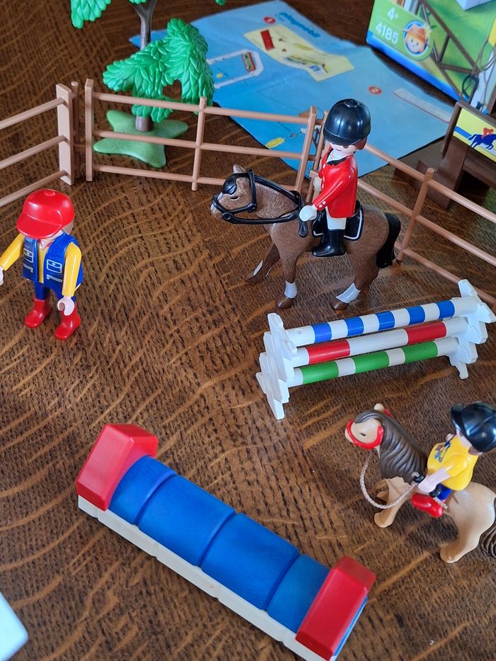 Playmobil 3 lots équitation,  vétérinaire + chevaux + obstacles - photo numéro 4