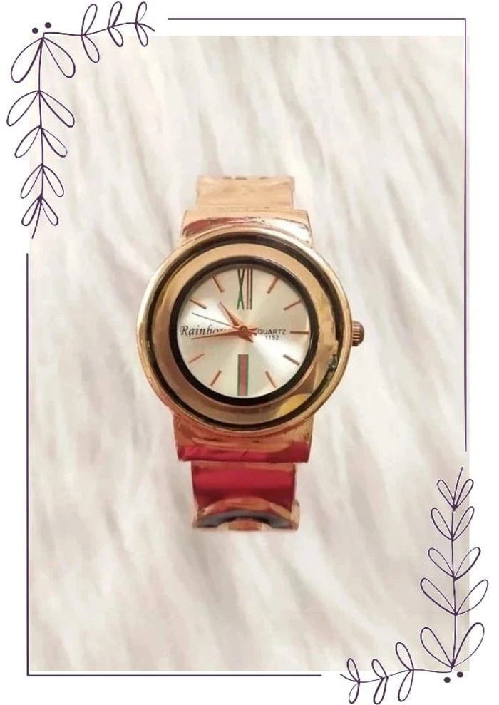 Montre fantaisie chic bracelet métal manchette doré noir