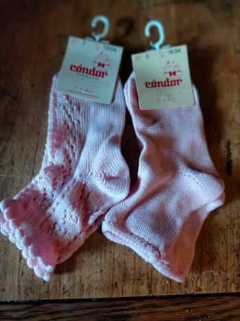 Lot chaussettes Condor neuves 2 ans