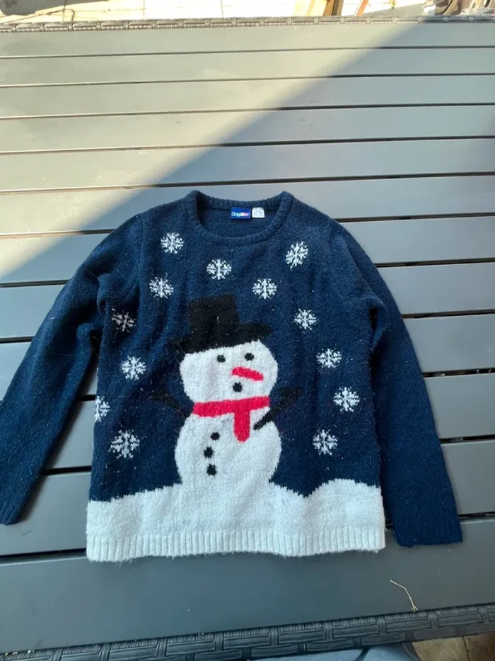 Pull noel taille 5/6 ans (110-116cm)