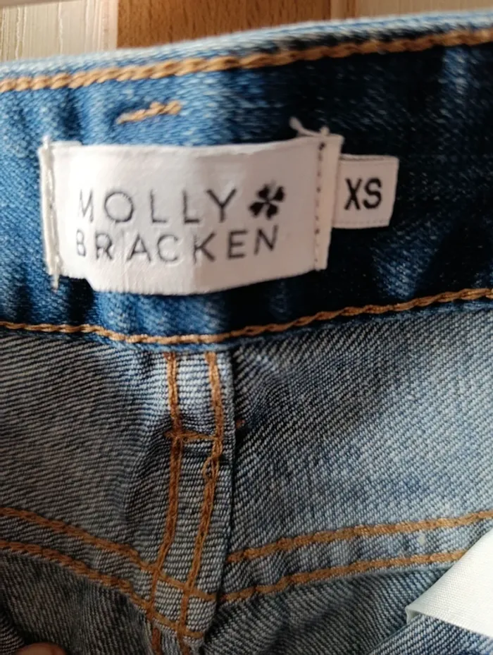 Neuf Short en jean taille XS fleur dentelle Molly Bracken - photo numéro 3