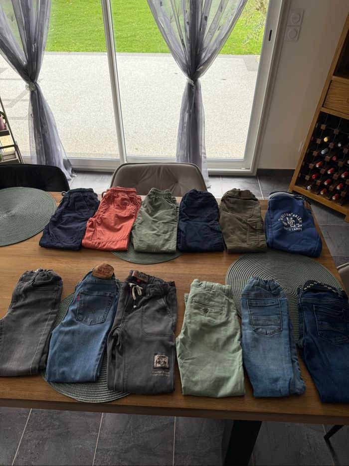 Lot d’habilles 6 ans en très bon état - photo numéro 3