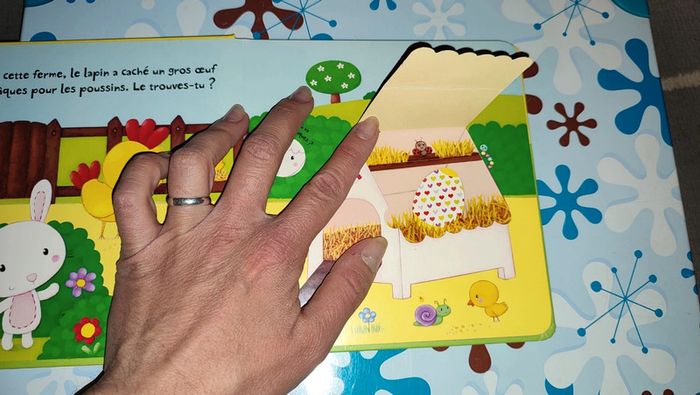 Livre chasse aux oeuf - photo numéro 2