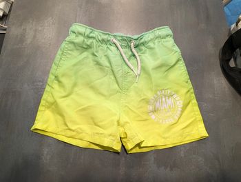 Short de bain garçon 4/6 ans comme NEUF