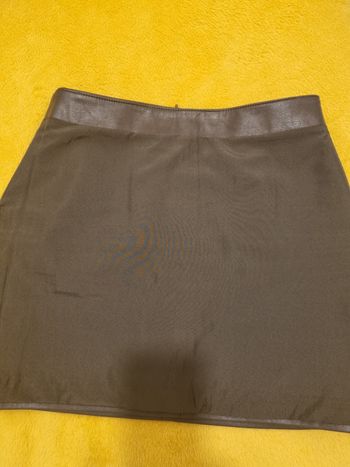 Jupe très belle qualité avec doublure