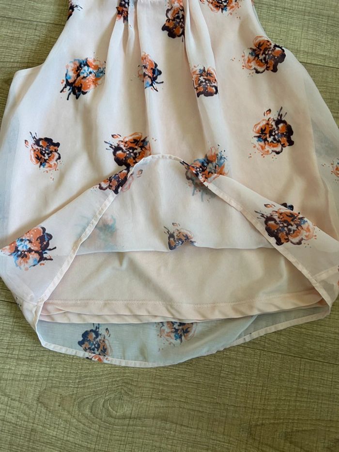 Blouse rose et fleurie sans manches Vero Moda taille XS jamais portée - photo numéro 15