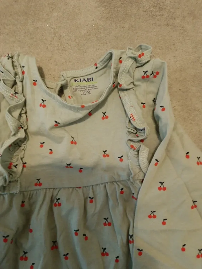 Robe manches verte avec cerises rouges kiabi 18 mois - photo numéro 2