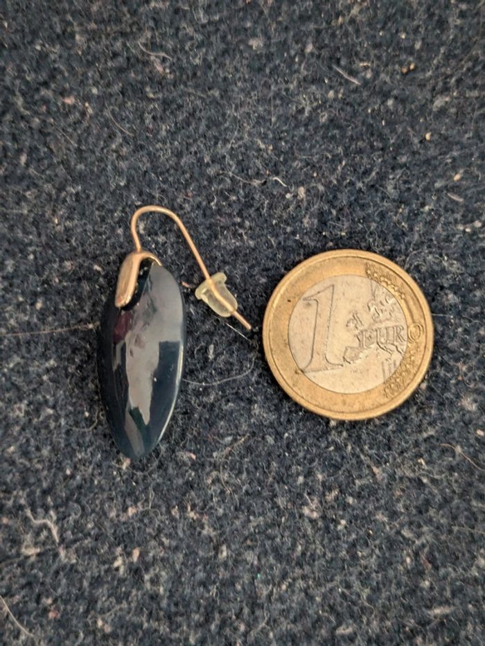 Boucles d'oreilles pendantes bleues marines - photo numéro 2