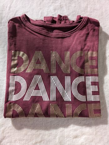 T-shirt Dance