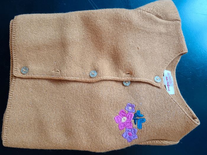 Lot de gilets en 6 mois - photo numéro 3