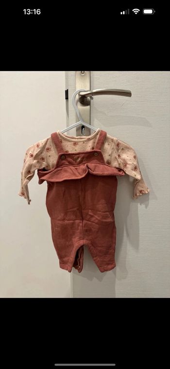 Ensemble Disney Minnie bébé fille 3 mois très bon état