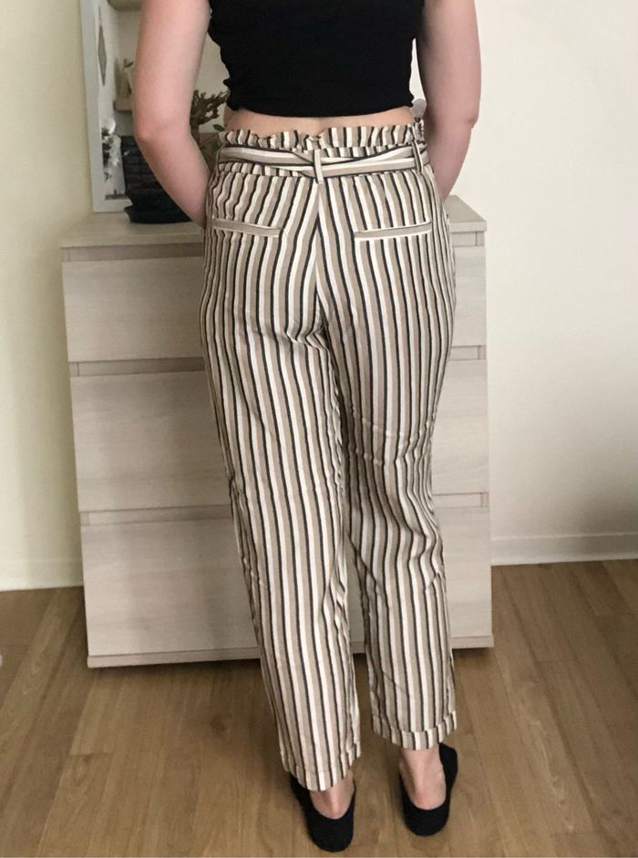 Pantalon à rayures Zara - photo numéro 2