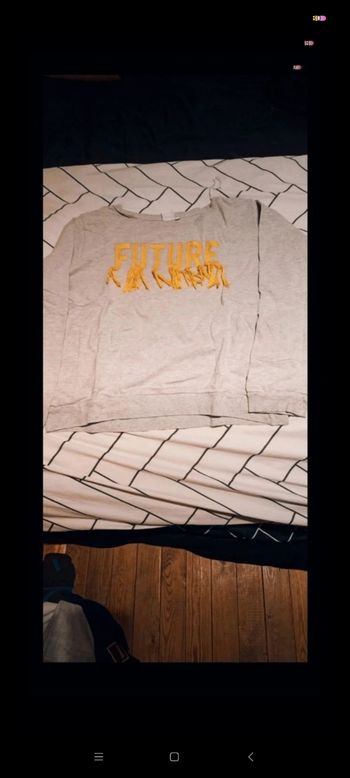 Pull gris