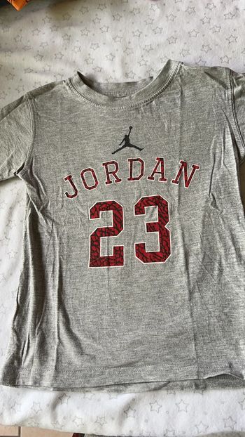 T-shirt gris 4 ans garçon Jordan